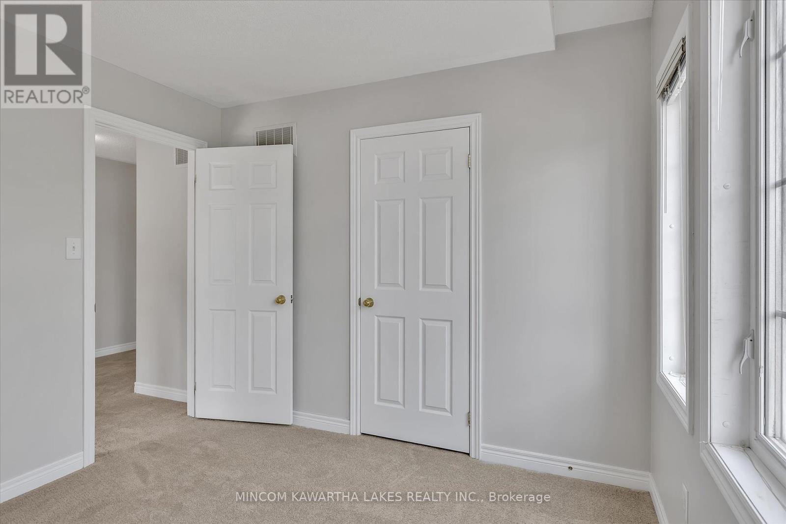 1403 Mcauliffe Lane, Peterborough East (North), Ontario  K9H 0B7 - Photo 34 - X12262318