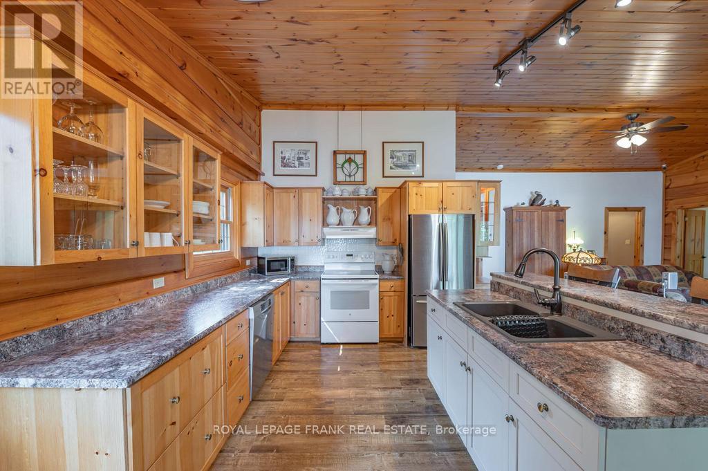 2160 Fire Route 20, Selwyn, Ontario  K0L 2H0 - Photo 23 - X12262385