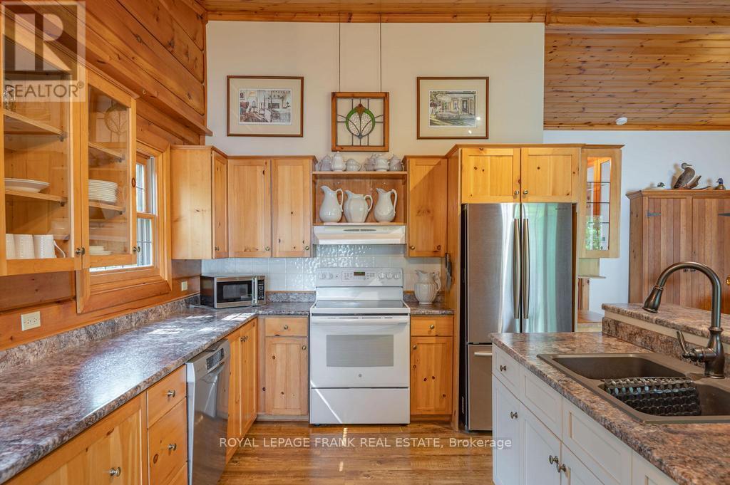 2160 Fire Route 20, Selwyn, Ontario  K0L 2H0 - Photo 24 - X12262385