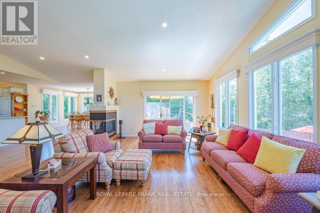 36 Southshore Road, Kawartha Lakes (Emily), Ontario  K0L 2W0 - Photo 22 - X12262410