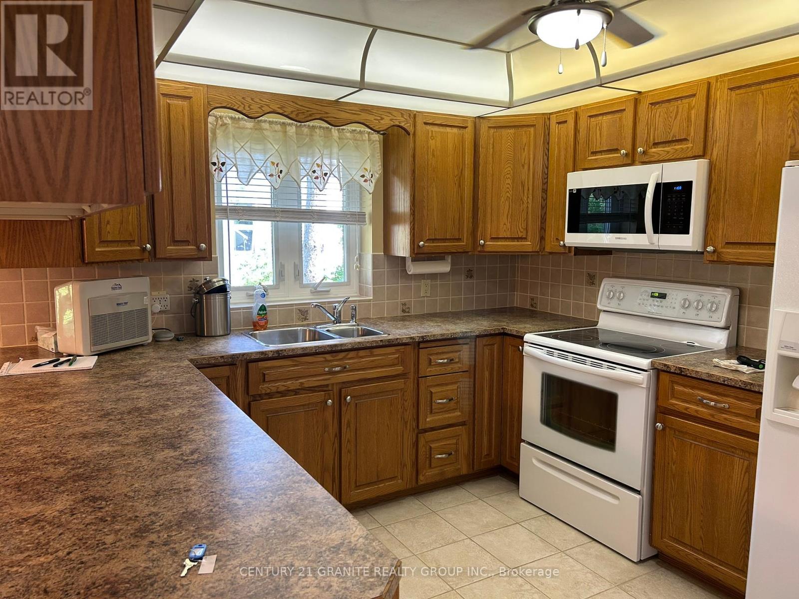 16 Alice Street, Bancroft, Ontario  K0L 1C0 - Photo 13 - X12262502