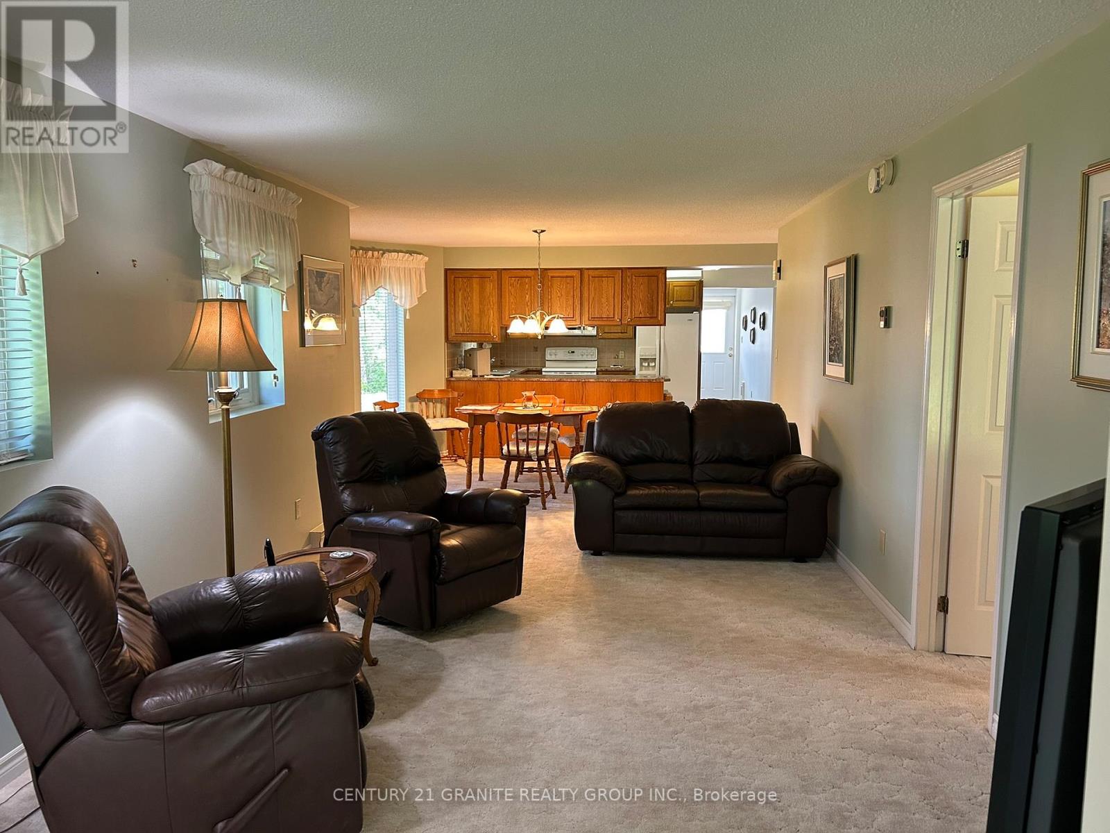 16 Alice Street, Bancroft, Ontario  K0L 1C0 - Photo 8 - X12262502
