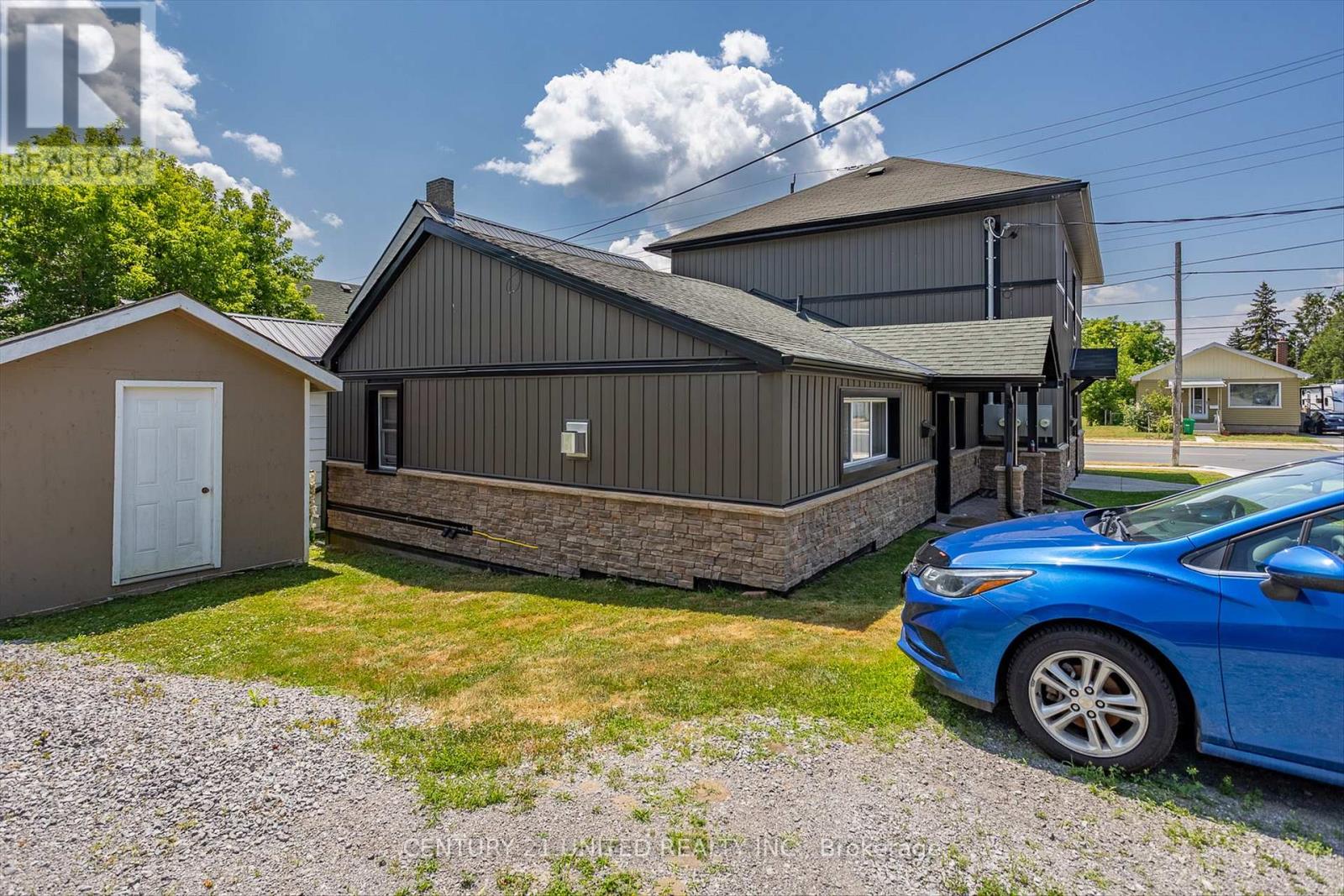 203 Carlisle Avenue, Peterborough East (Central), Ontario  K9H 1J7 - Photo 30 - X12262533