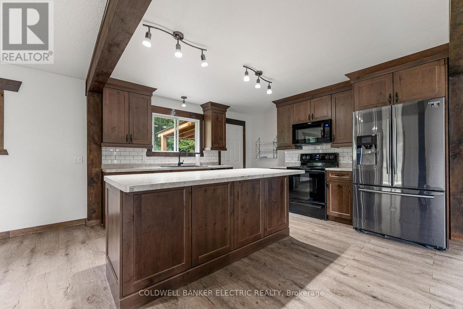 577 Weslemkoon Lake Road, Tudor And Cashel (Tudor Ward), Ontario  K0L 1W0 - Photo 12 - X12262541
