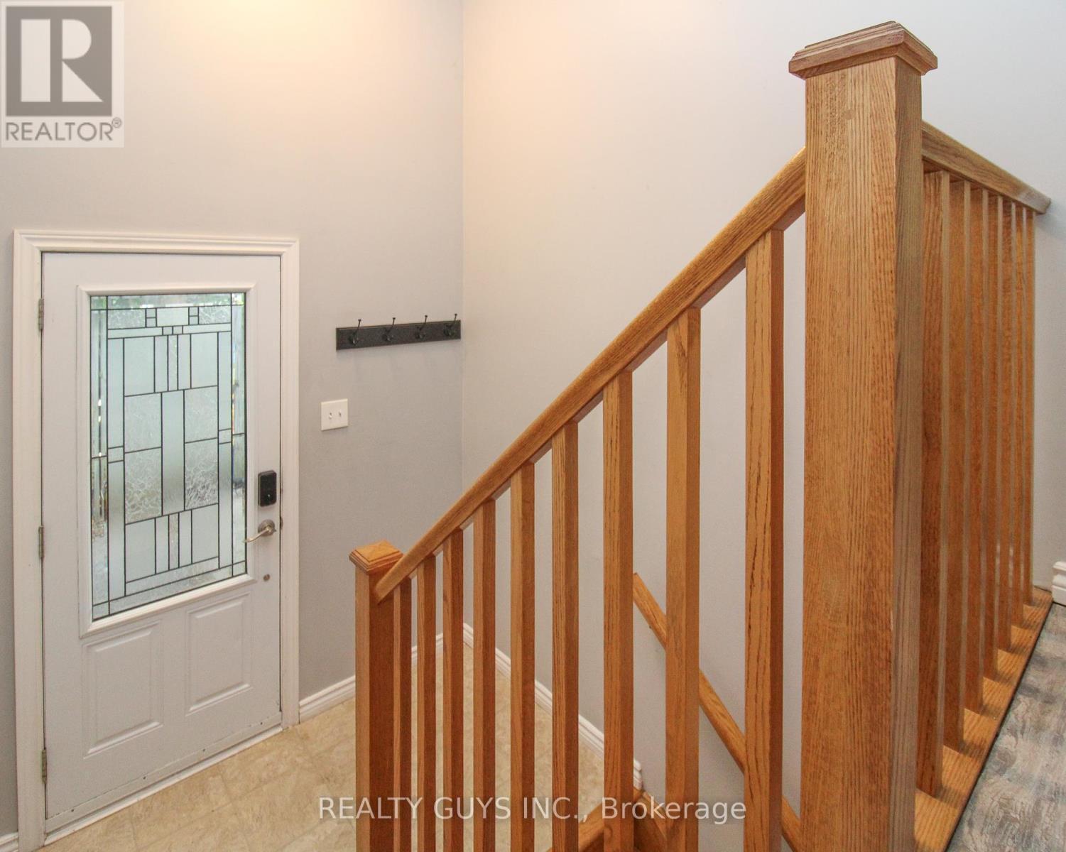 376 Southpark Drive, Peterborough South (East), Ontario  K9J 7Y2 - Photo 13 - X12262744