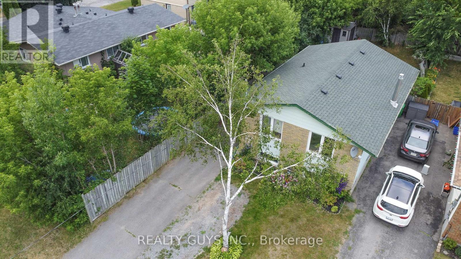 376 Southpark Drive, Peterborough South (East), Ontario  K9J 7Y2 - Photo 2 - X12262744