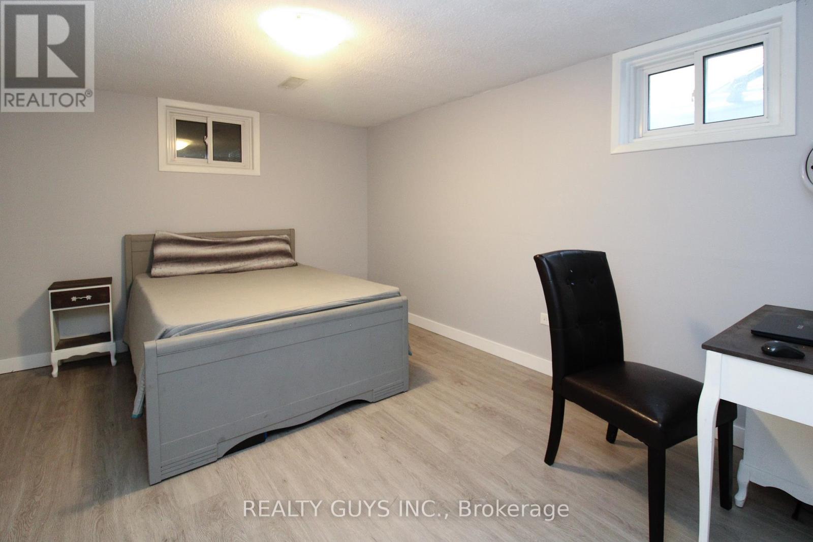 376 Southpark Drive, Peterborough South (East), Ontario  K9J 7Y2 - Photo 34 - X12262744
