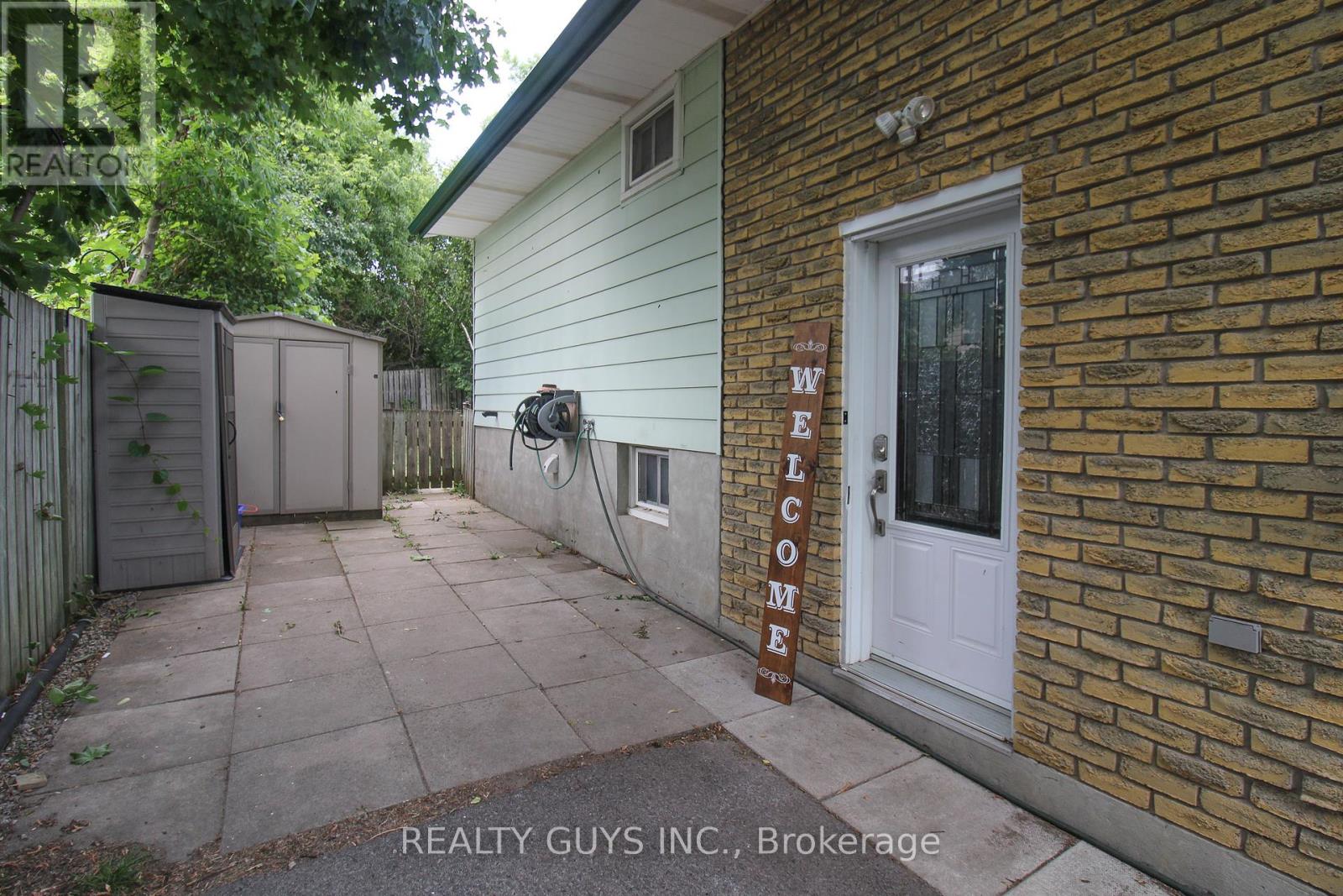 376 Southpark Drive, Peterborough South (East), Ontario  K9J 7Y2 - Photo 4 - X12262744