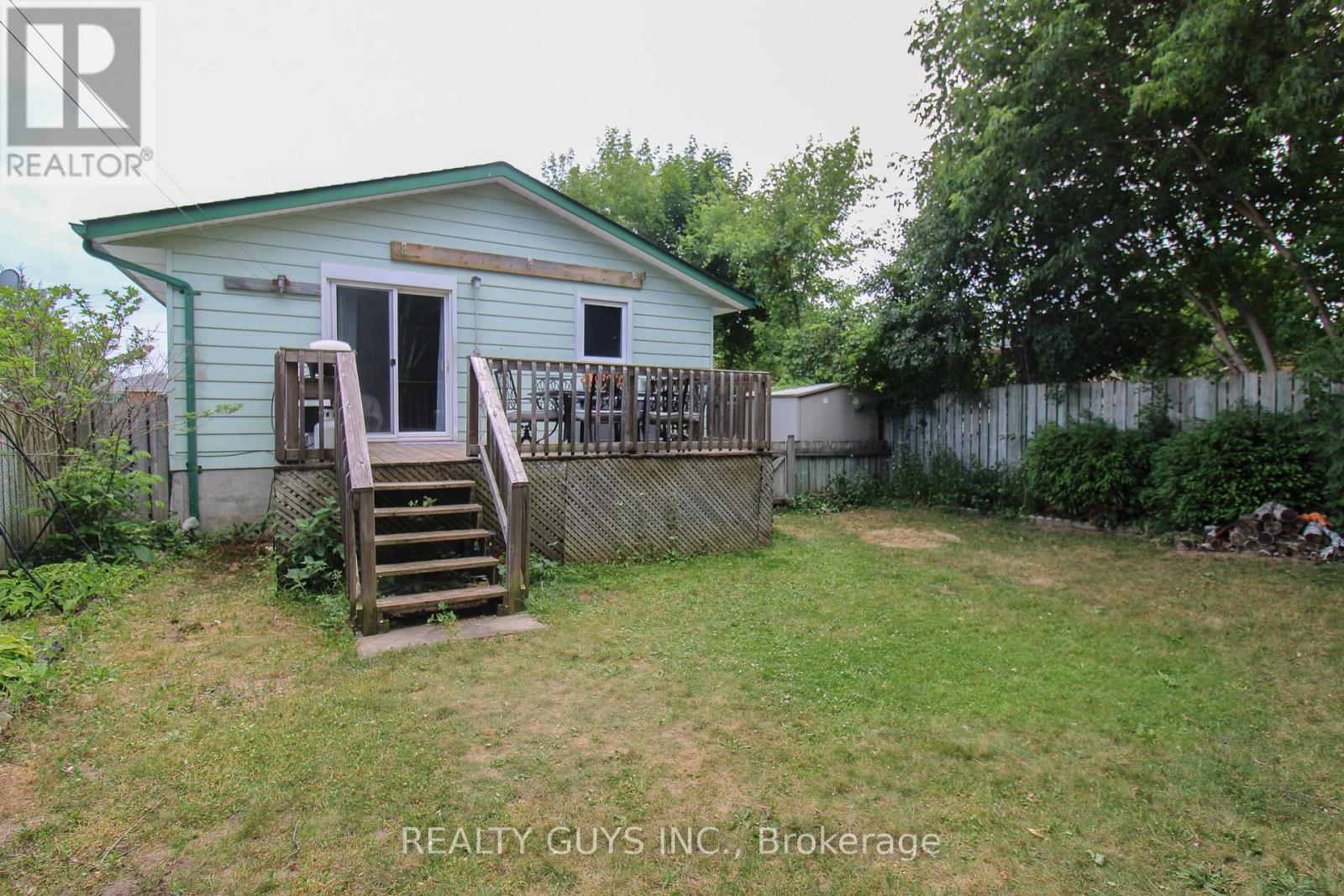 376 Southpark Drive, Peterborough South (East), Ontario  K9J 7Y2 - Photo 8 - X12262744