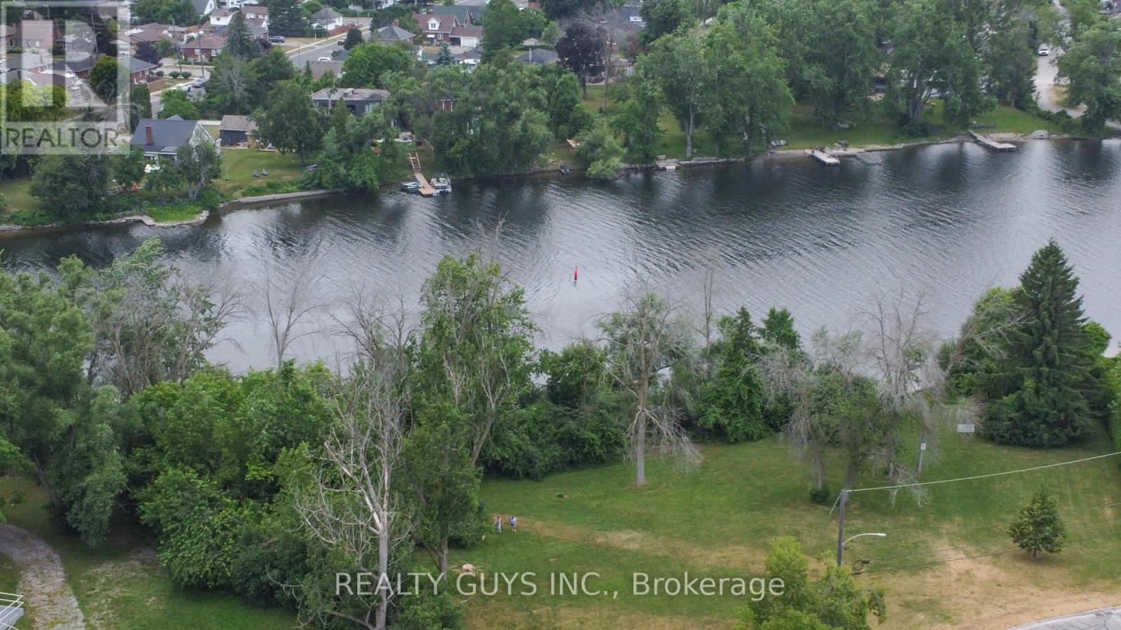 376 Southpark Drive, Peterborough South (East), Ontario  K9J 7Y2 - Photo 9 - X12262744