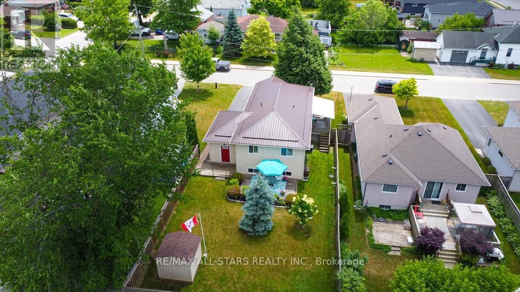 8 Trailway Lane N, Kawartha Lakes (Lindsay), Ontario  K9V 6L3 - Photo 25 - X12263107
