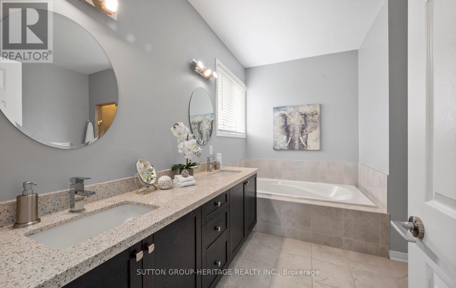 61 Songbird Crescent, Kawartha Lakes (Ops), Ontario  K9V 0A9 - Photo 20 - X12262878