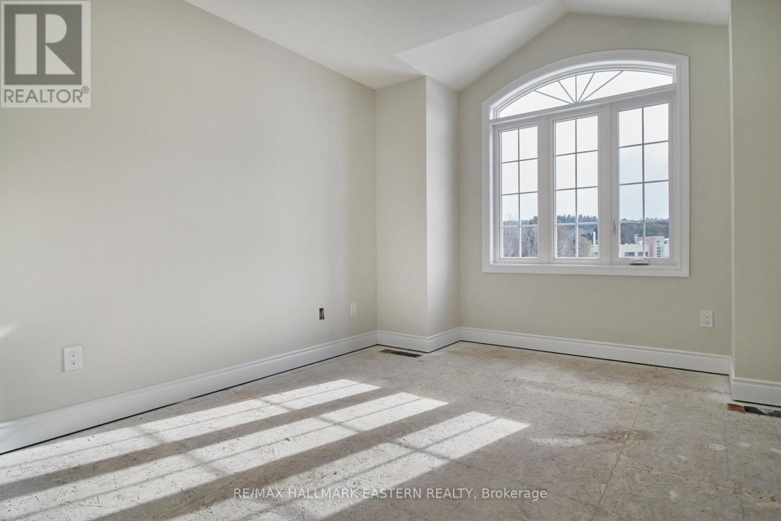 32 Coldbrook Drive, Cavan Monaghan (Millbrook Village), Ontario  L0A 1G0 - Photo 15 - X12263280