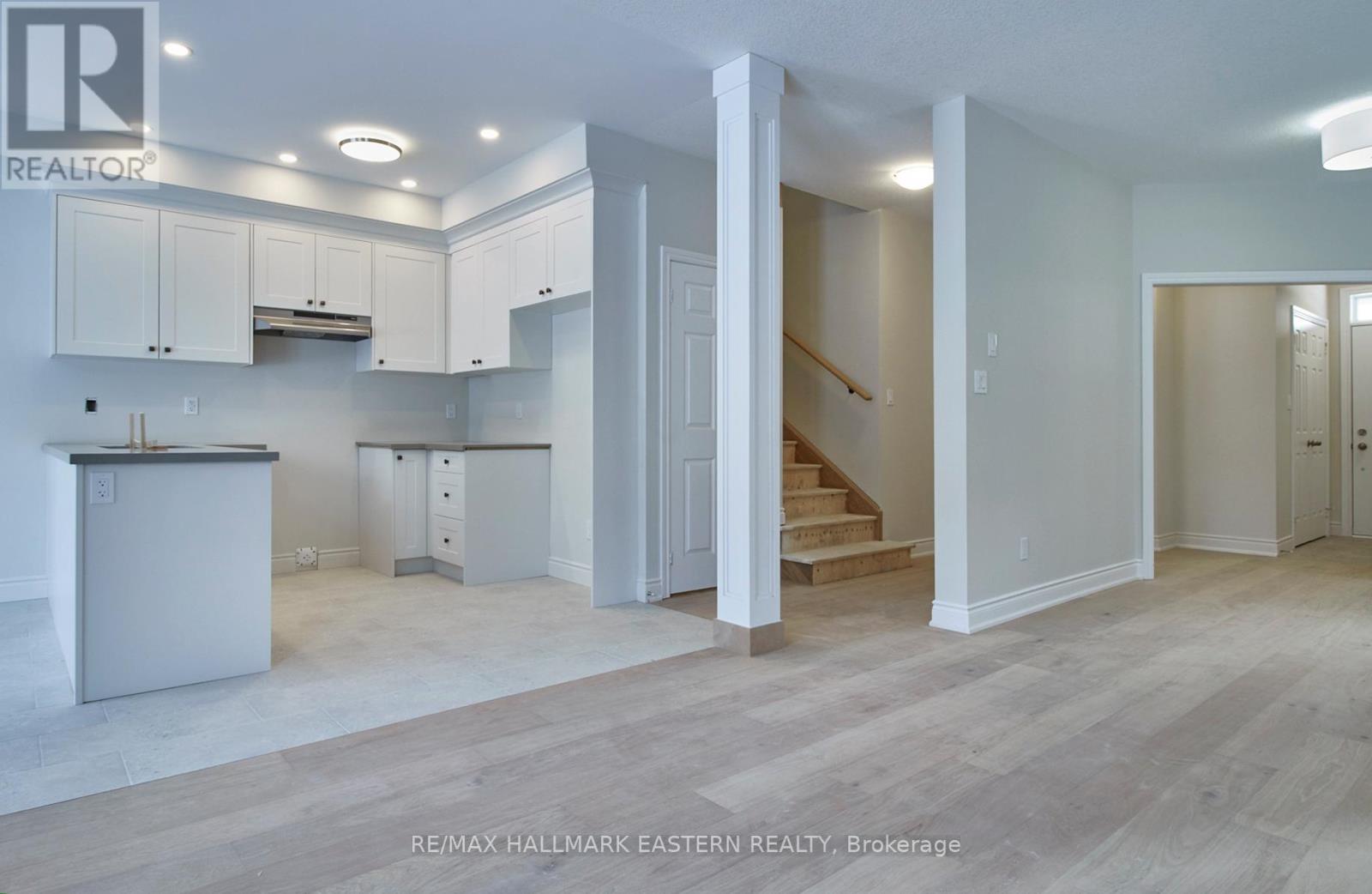 32 Coldbrook Drive, Cavan Monaghan (Millbrook Village), Ontario  L0A 1G0 - Photo 25 - X12263280