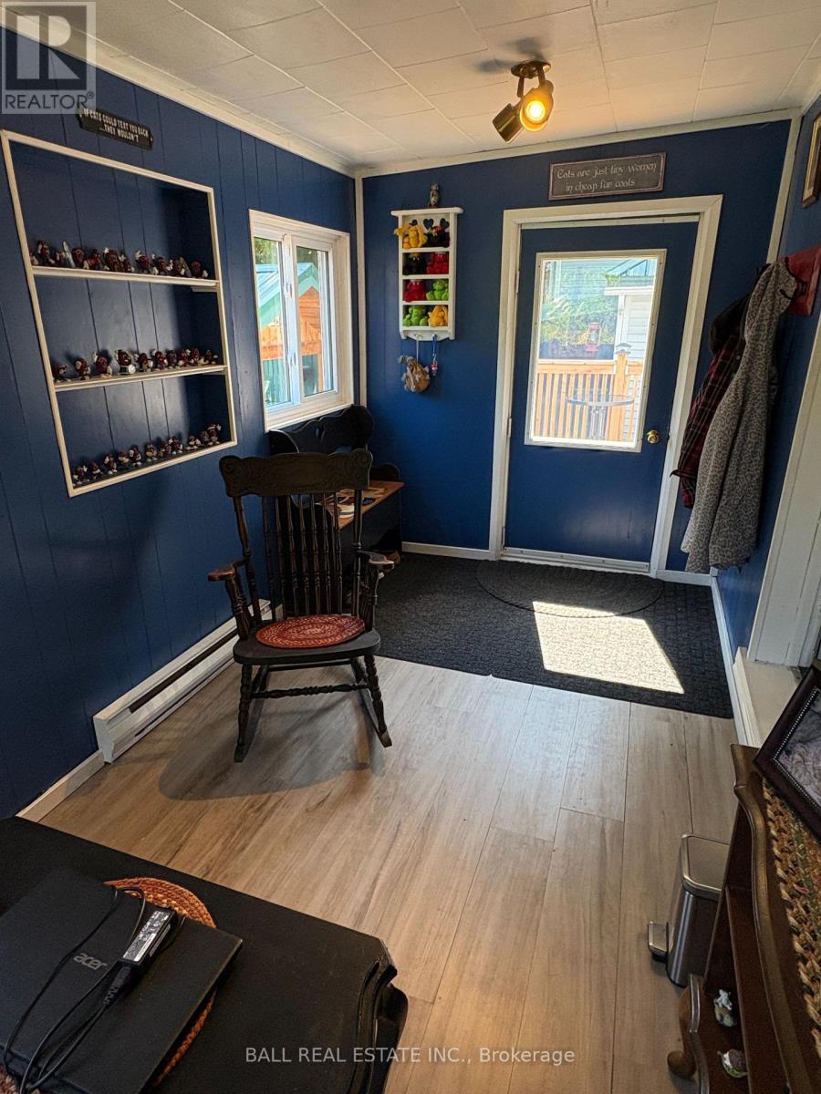 44 Pine Street, Asphodel-Norwood (Norwood), Ontario  K0L 2V0 - Photo 3 - X12263495