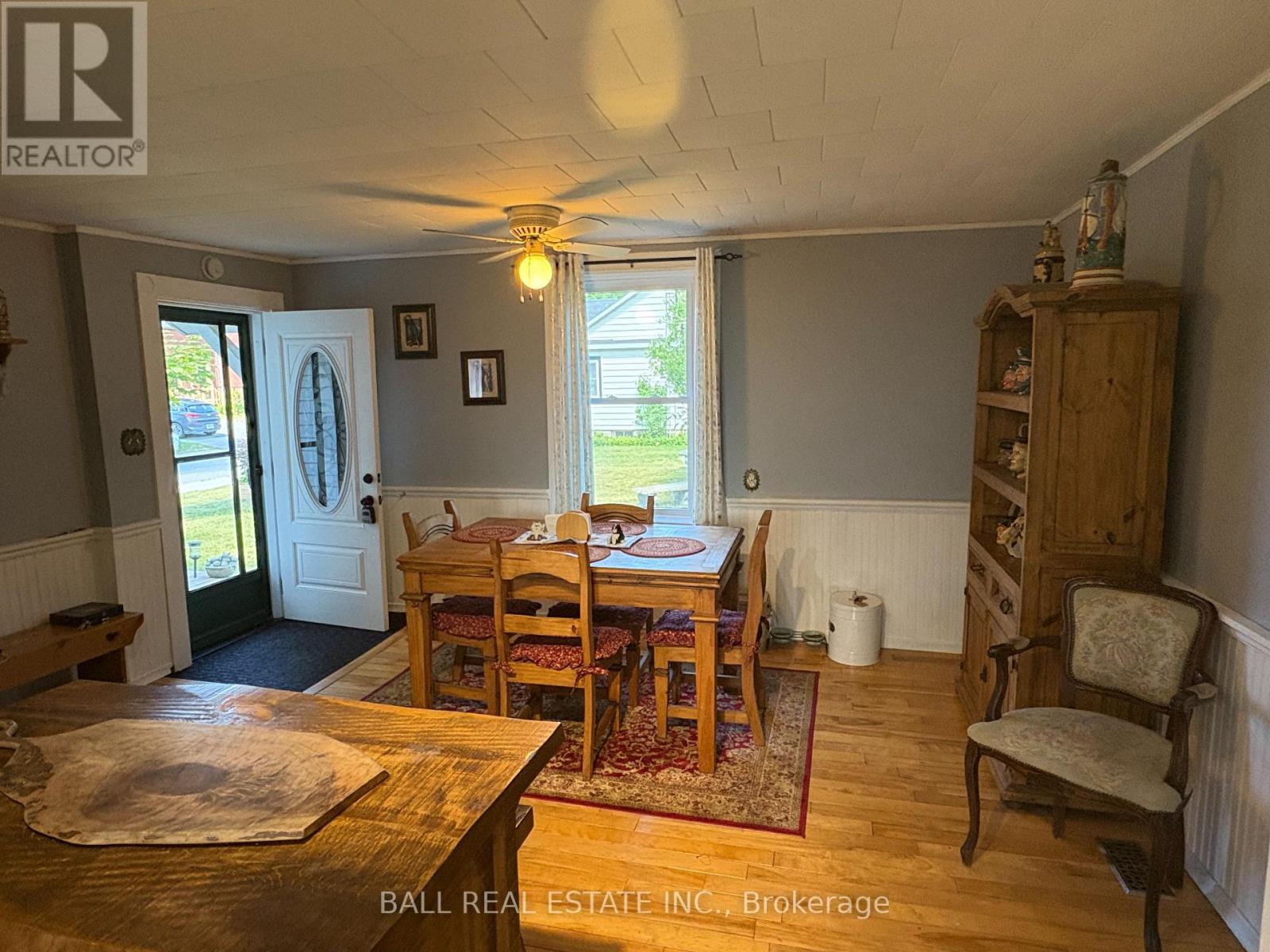 44 Pine Street, Asphodel-Norwood (Norwood), Ontario  K0L 2V0 - Photo 6 - X12263495