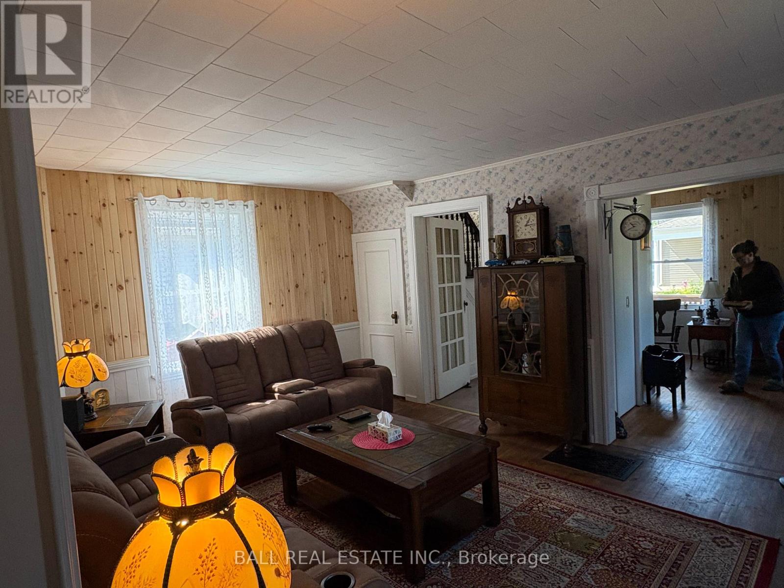 44 Pine Street, Asphodel-Norwood (Norwood), Ontario  K0L 2V0 - Photo 9 - X12263495