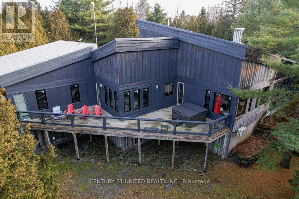 1080 Clydesdale Road, North Kawartha, Ontario  K0L 1A0 - Photo 33 - X12263613