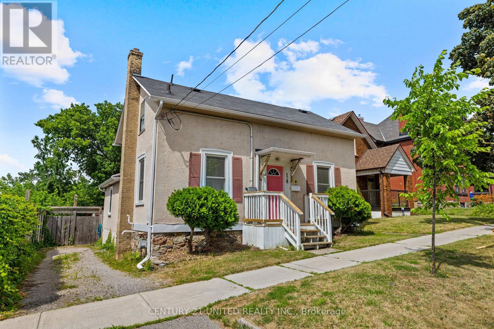 14 Kirk Street, Peterborough Central (North), Ontario  K9H 2R7 - Photo 2 - X12263984