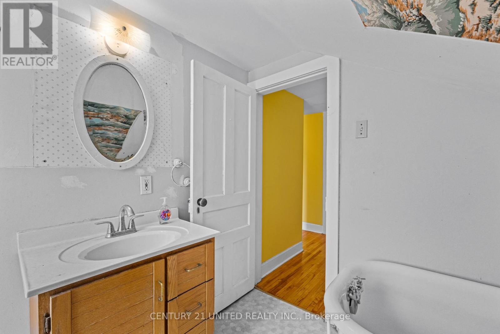 14 Kirk Street, Peterborough Central (North), Ontario  K9H 2R7 - Photo 23 - X12263984