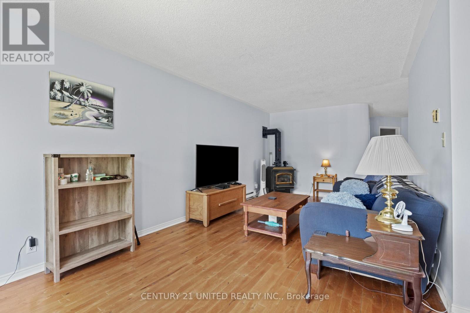 831 Mountain Ash Road, Peterborough South (West), Ontario  K9J 8K2 - Photo 5 - X12264004