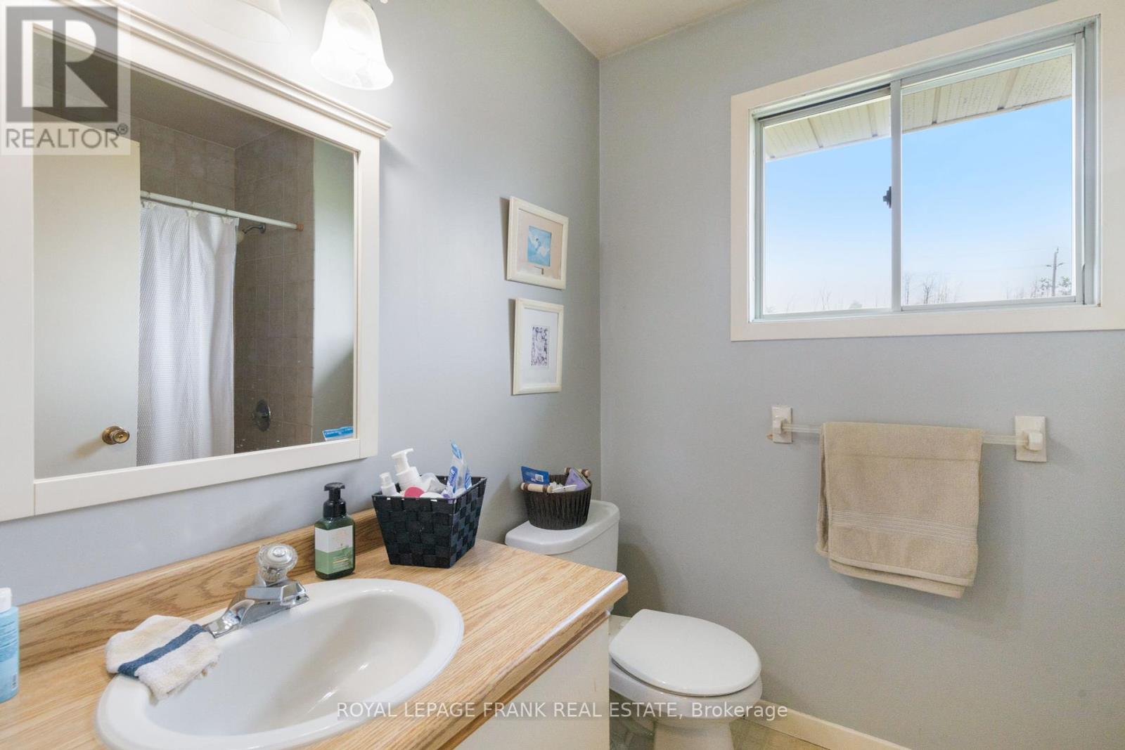 2558 Foxmeadow Road, Peterborough East (South), Ontario  K9L 1X2 - Photo 25 - X12264288