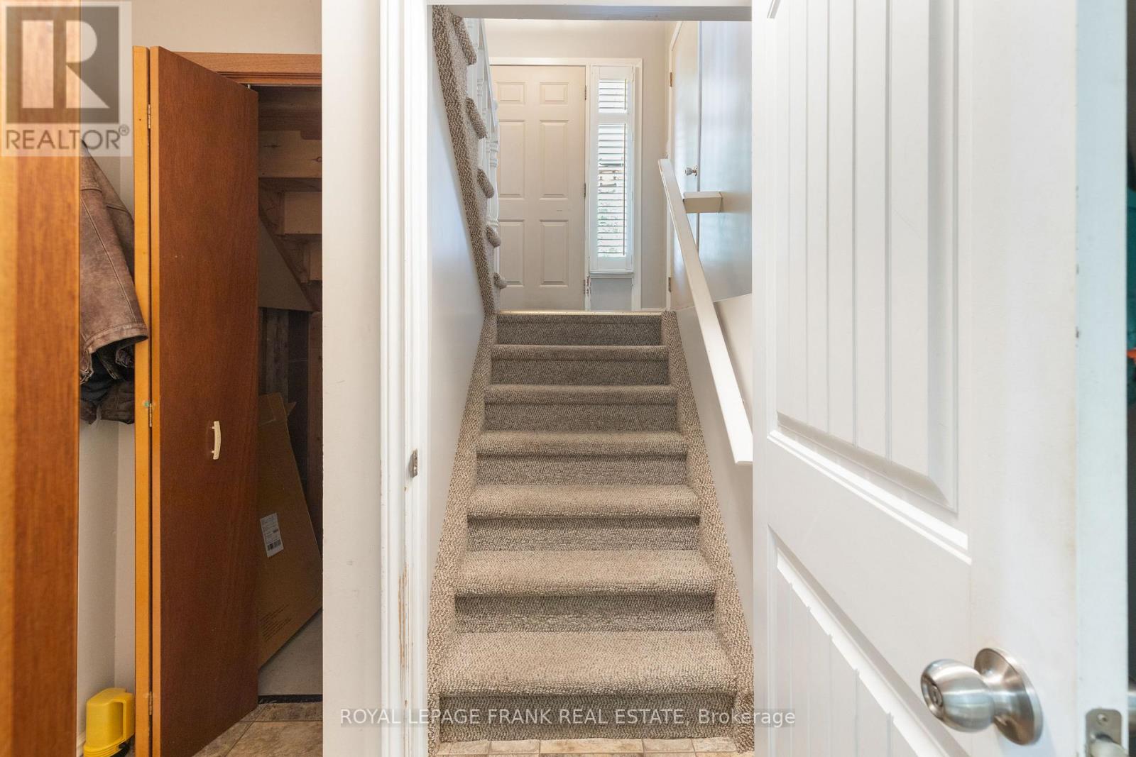 2558 Foxmeadow Road, Peterborough East (South), Ontario  K9L 1X2 - Photo 27 - X12264288