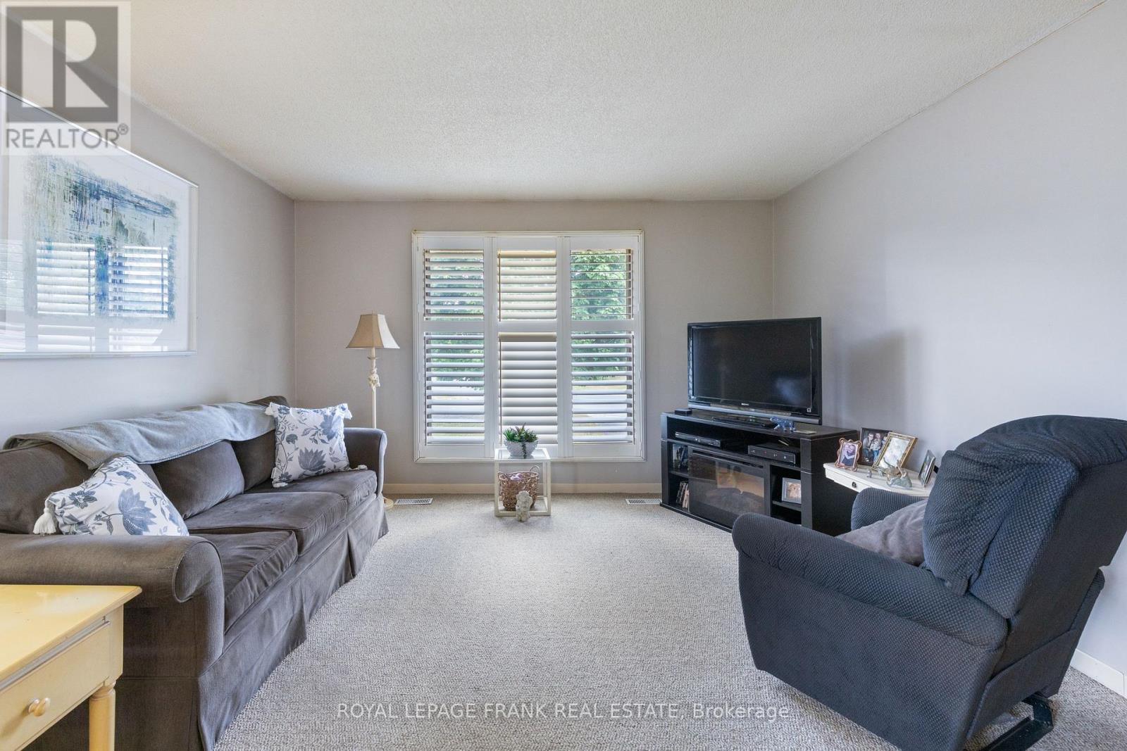 2558 Foxmeadow Road, Peterborough East (South), Ontario  K9L 1X2 - Photo 7 - X12264288