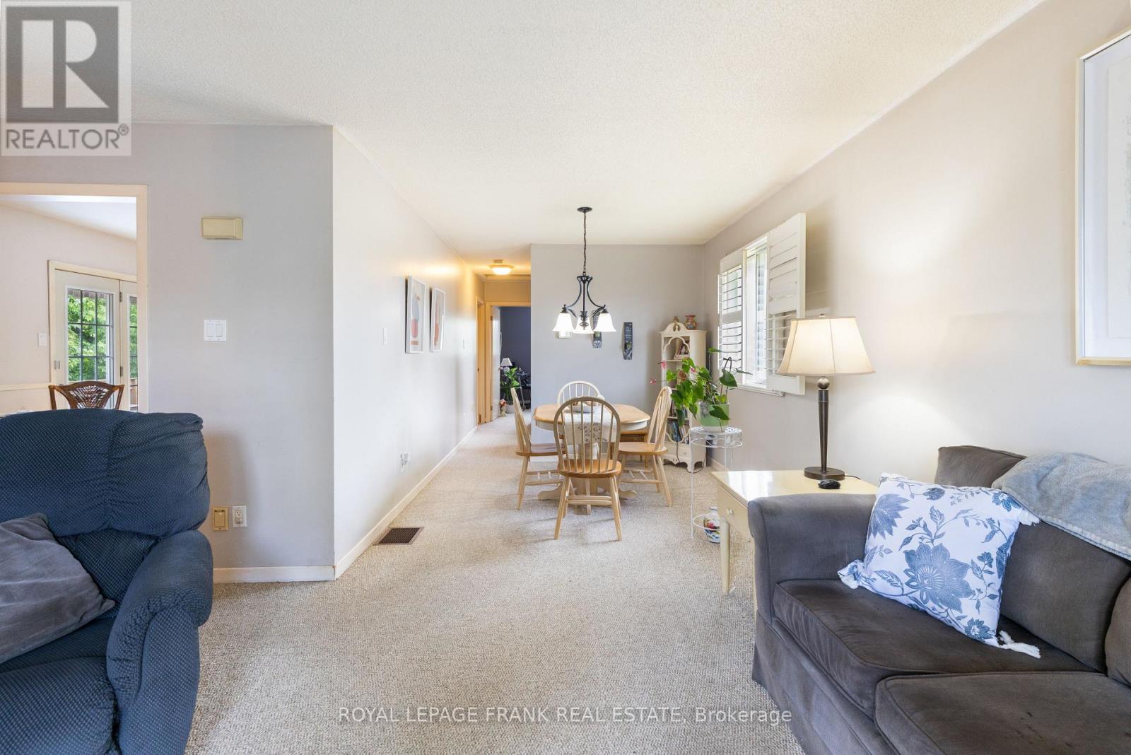 2558 Foxmeadow Road, Peterborough East (South), Ontario  K9L 1X2 - Photo 9 - X12264288