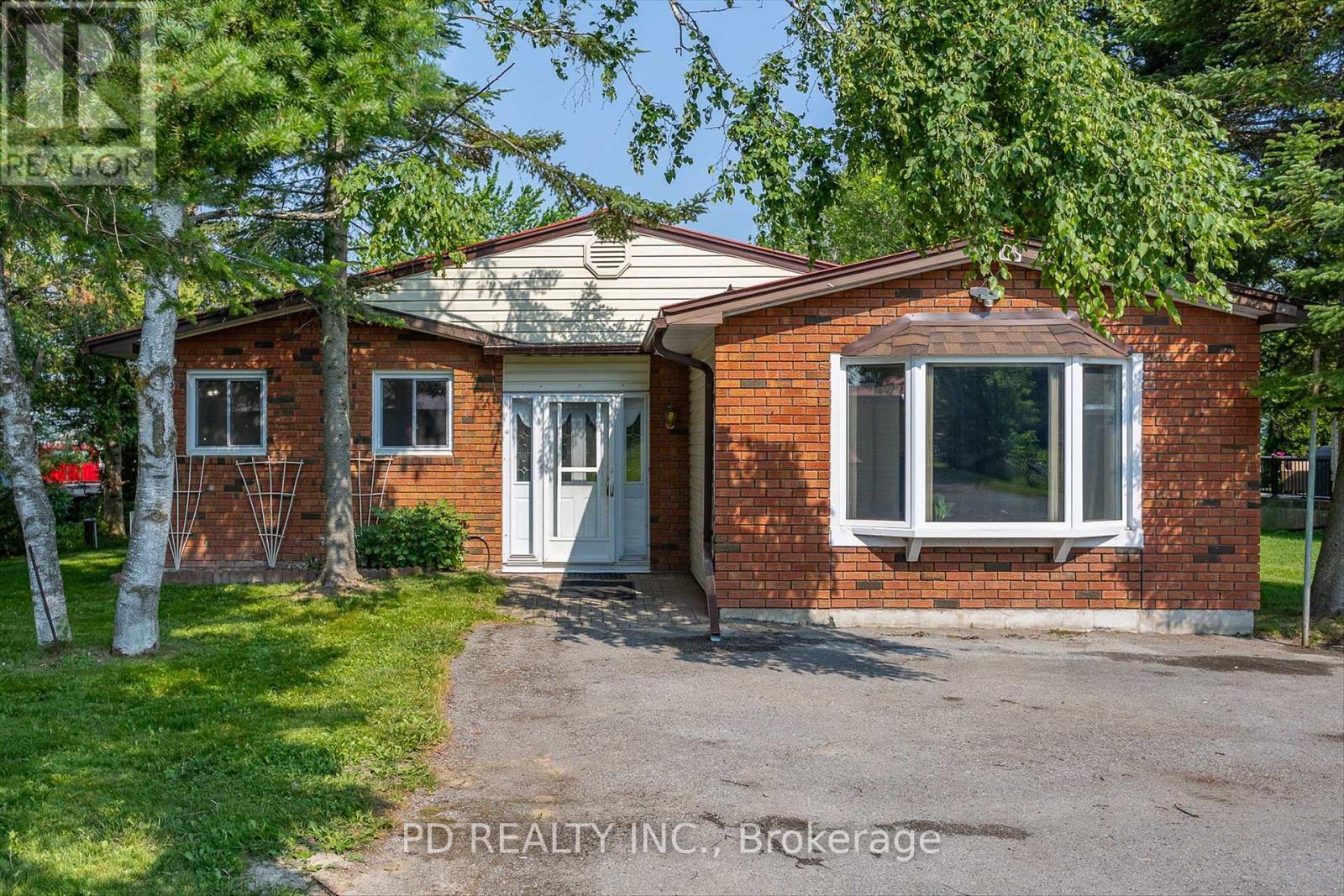 169 Kenedon Drive, Kawartha Lakes (Emily), Ontario  K0L 2W0 - Photo 2 - X12264813