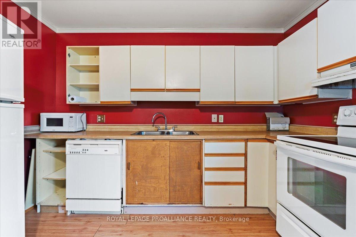 229 Russet Road, Trent Hills (Campbellford), Ontario  K0L 1L0 - Photo 10 - X12264923