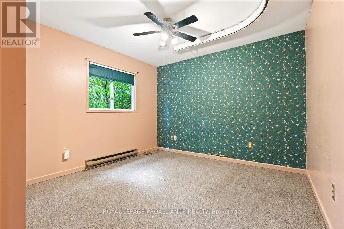 229 Russet Road, Trent Hills (Campbellford), Ontario  K0L 1L0 - Photo 14 - X12264923