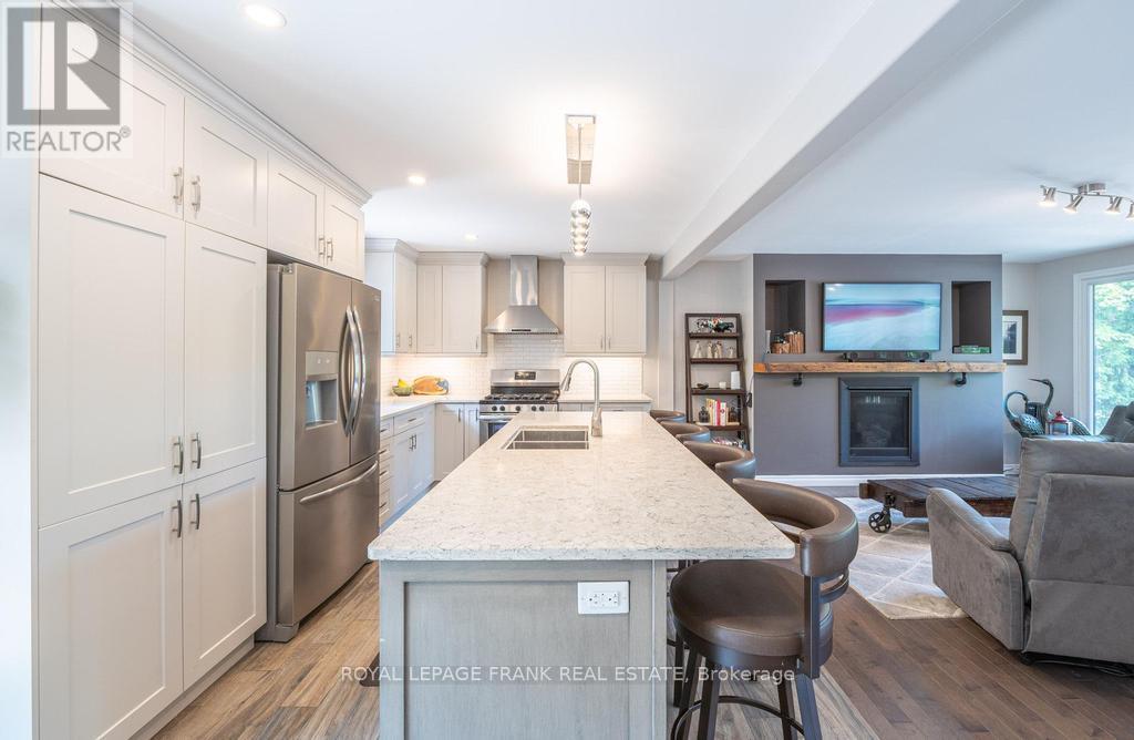 1746 Lakehurst Road, Trent Lakes, Ontario  K0L 1J0 - Photo 6 - X12265281