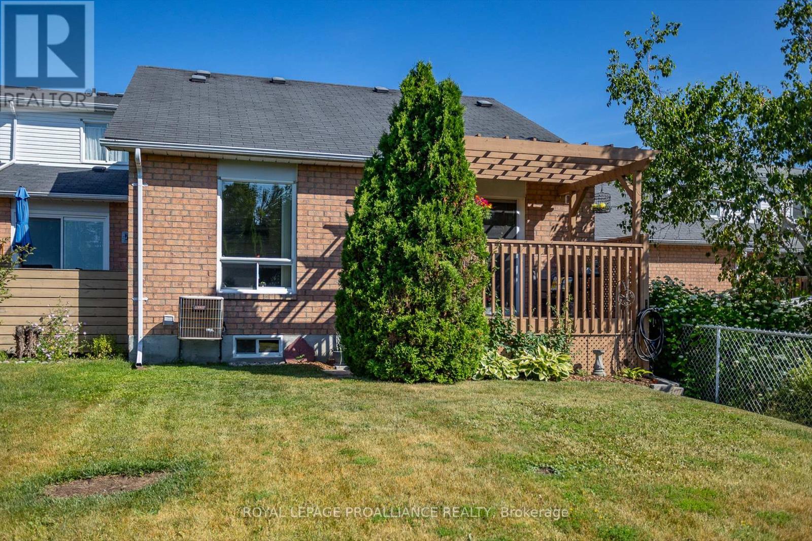 1269 Eagle Crescent, Peterborough West (North), Ontario  K9K 2K6 - Photo 33 - X12265282
