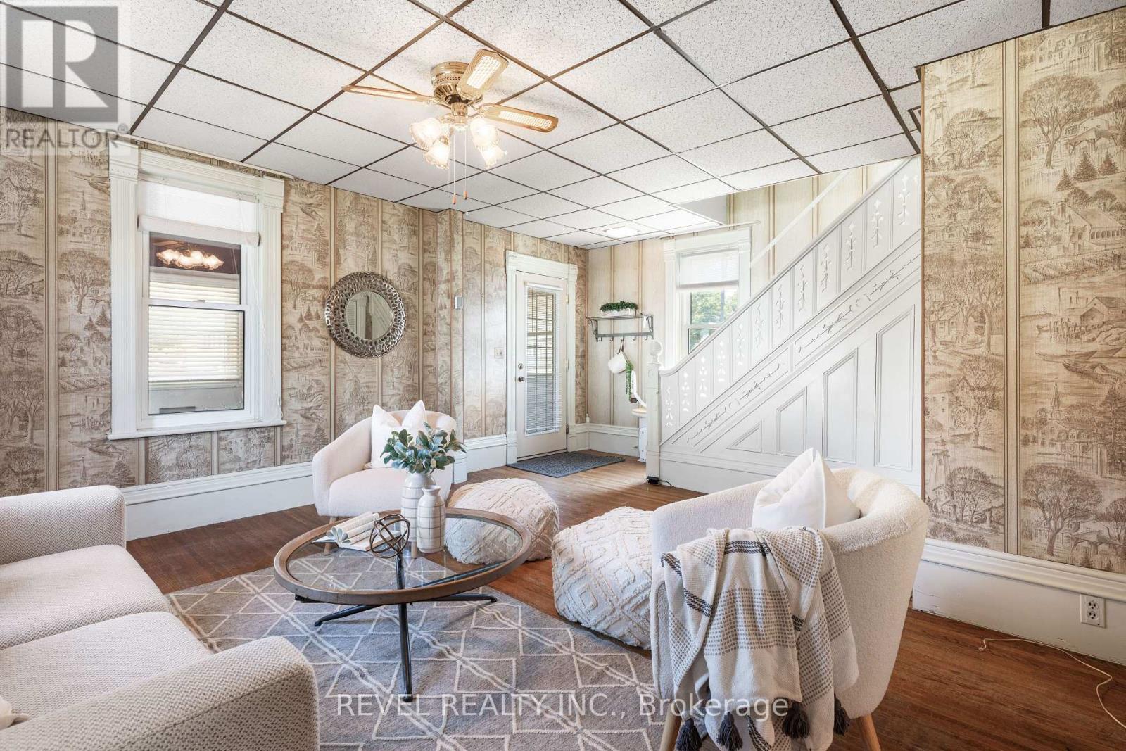 60 Elgin Street, Kawartha Lakes (Lindsay), Ontario  K9V 3W5 - Photo 11 - X12266558