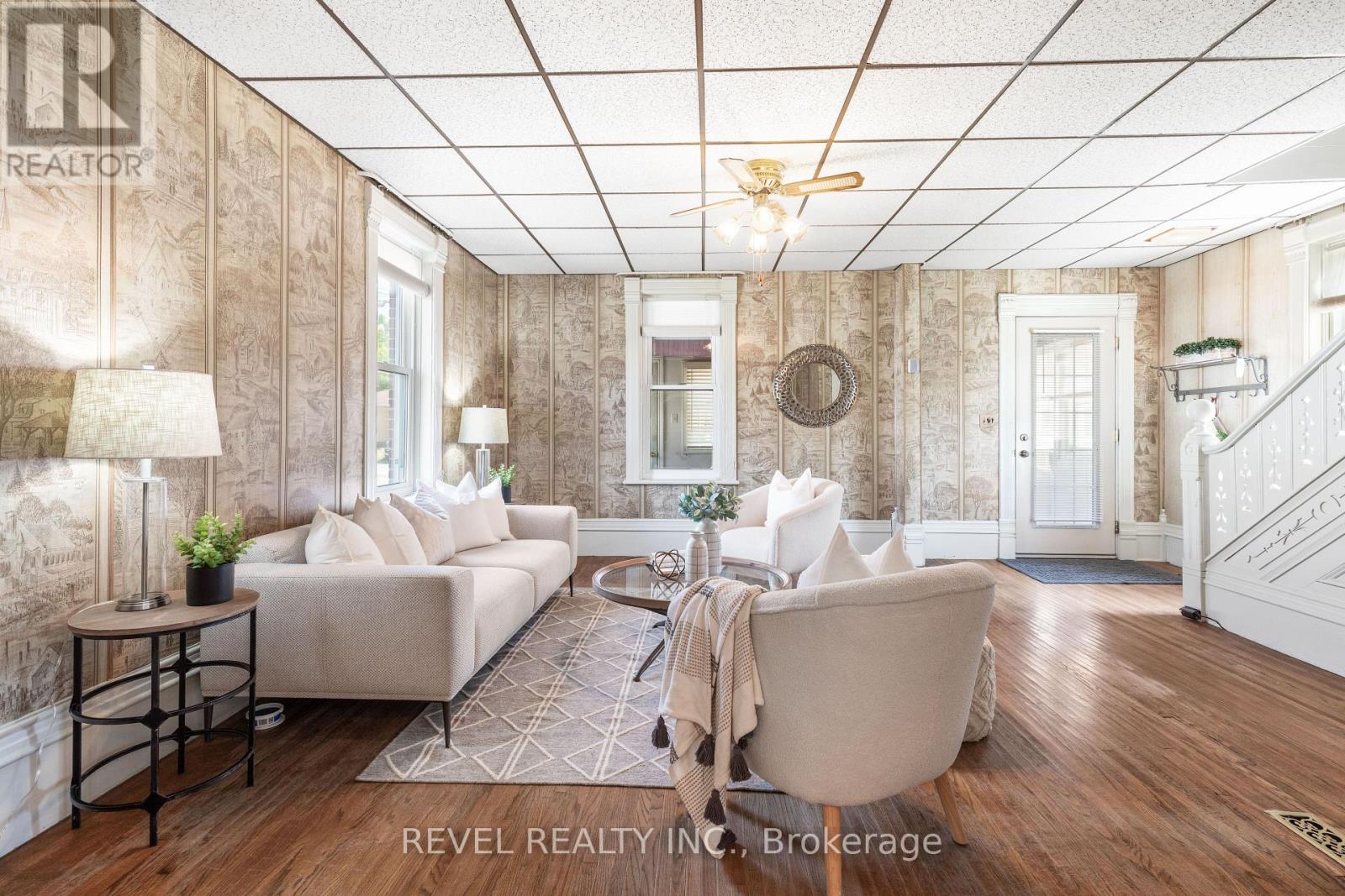60 Elgin Street, Kawartha Lakes (Lindsay), Ontario  K9V 3W5 - Photo 13 - X12266558