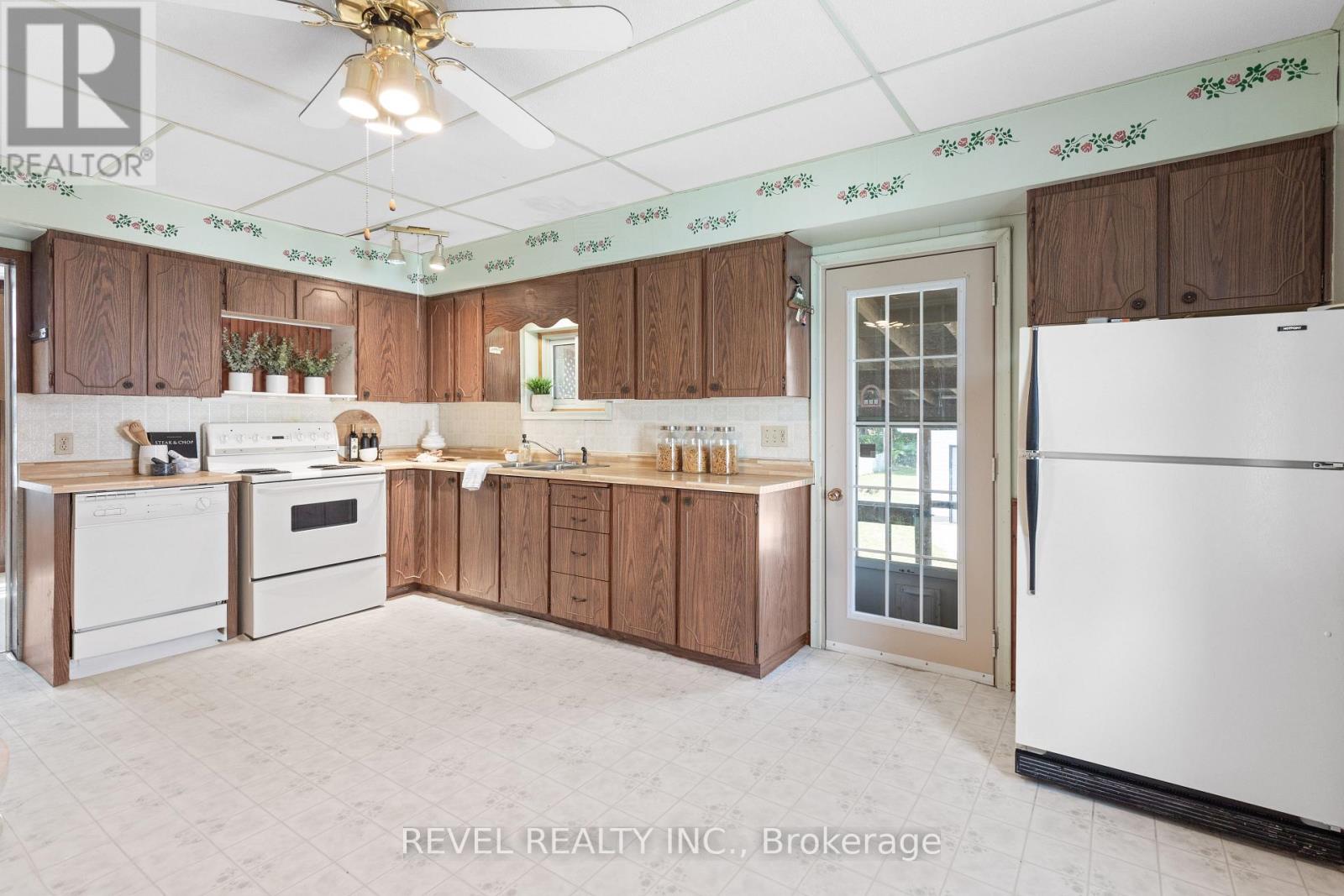 60 Elgin Street, Kawartha Lakes (Lindsay), Ontario  K9V 3W5 - Photo 20 - X12266558
