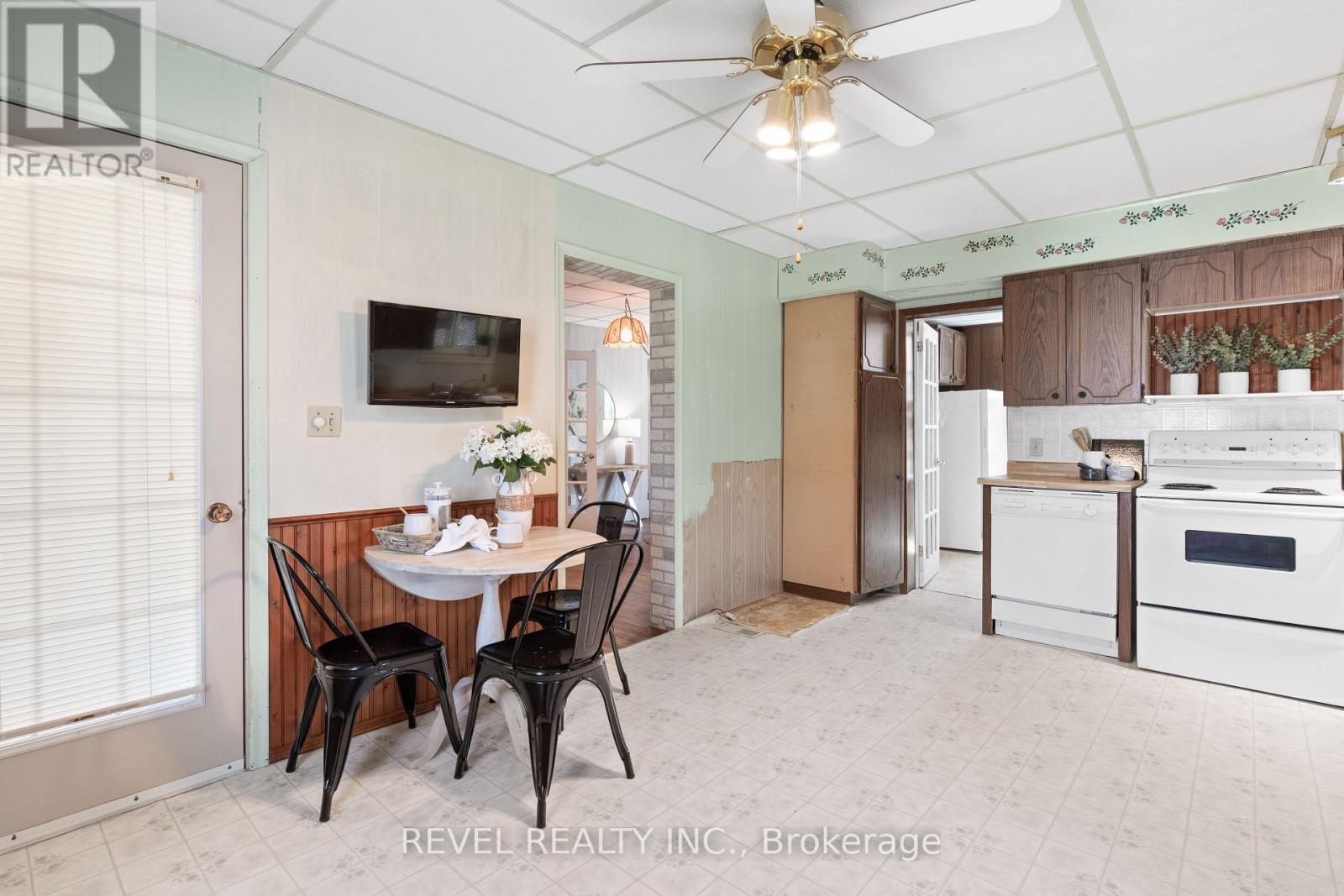 60 Elgin Street, Kawartha Lakes (Lindsay), Ontario  K9V 3W5 - Photo 23 - X12266558