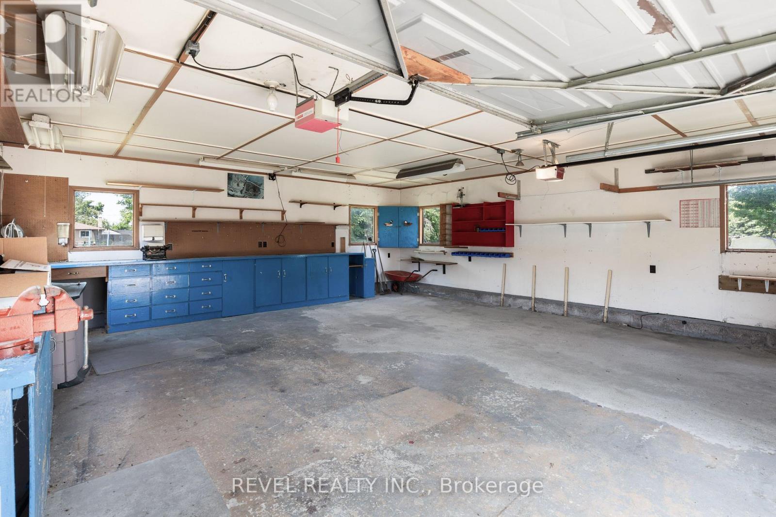 60 Elgin Street, Kawartha Lakes (Lindsay), Ontario  K9V 3W5 - Photo 45 - X12266558