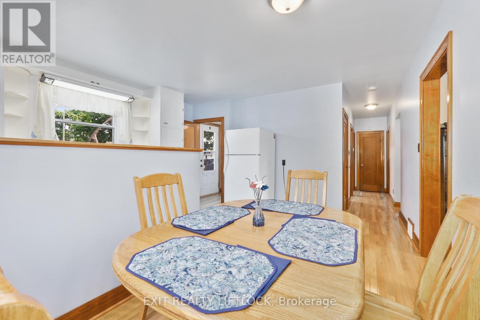 548 King George Street, Peterborough South (West), Ontario  K9J 1S4 - Photo 11 - X12266628