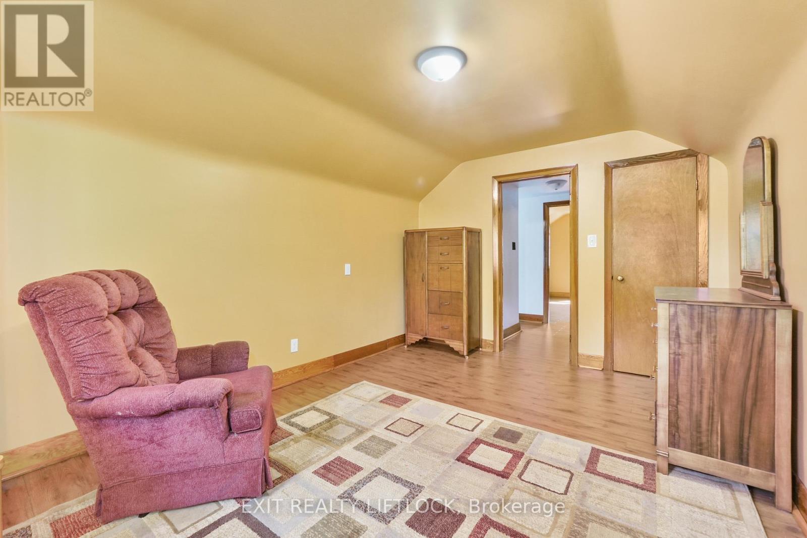 548 King George Street, Peterborough South (West), Ontario  K9J 1S4 - Photo 20 - X12266628