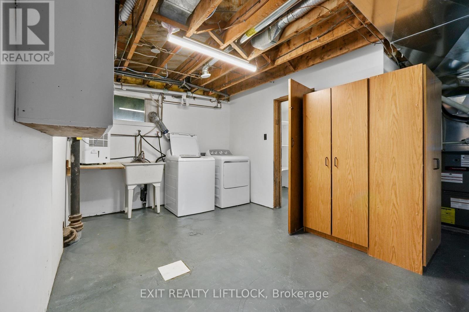 548 King George Street, Peterborough South (West), Ontario  K9J 1S4 - Photo 23 - X12266628