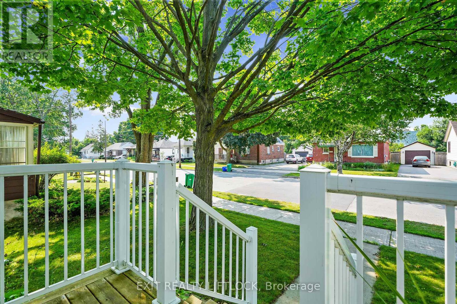 548 King George Street, Peterborough South (West), Ontario  K9J 1S4 - Photo 4 - X12266628