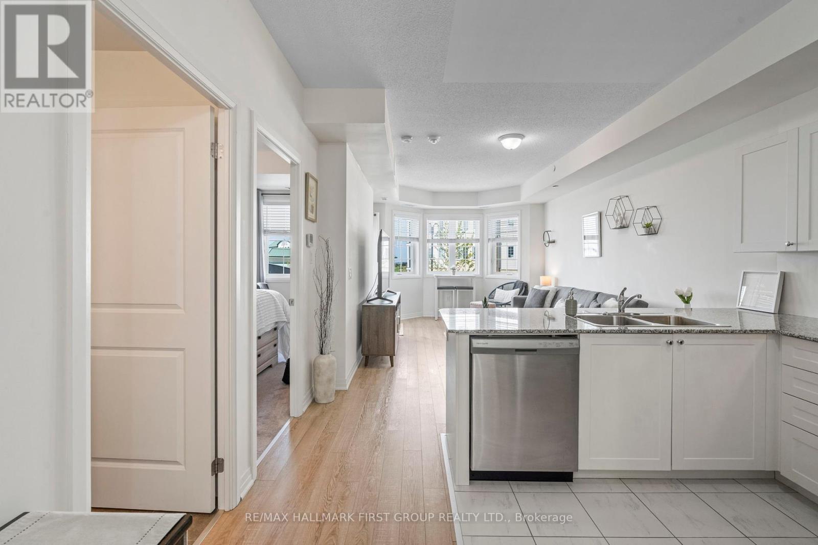 201 - 70 Shipway Avenue, Clarington (Newcastle), Ontario  L1B 0V7 - Photo 7 - E12266800
