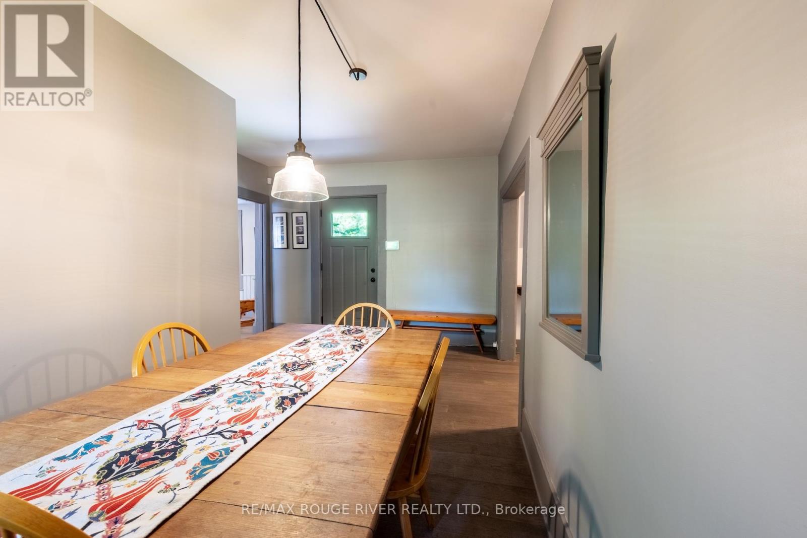 469 Hopkins Avenue, Peterborough Central (Old West End), Ontario  K9H 2R9 - Photo 11 - X12266950