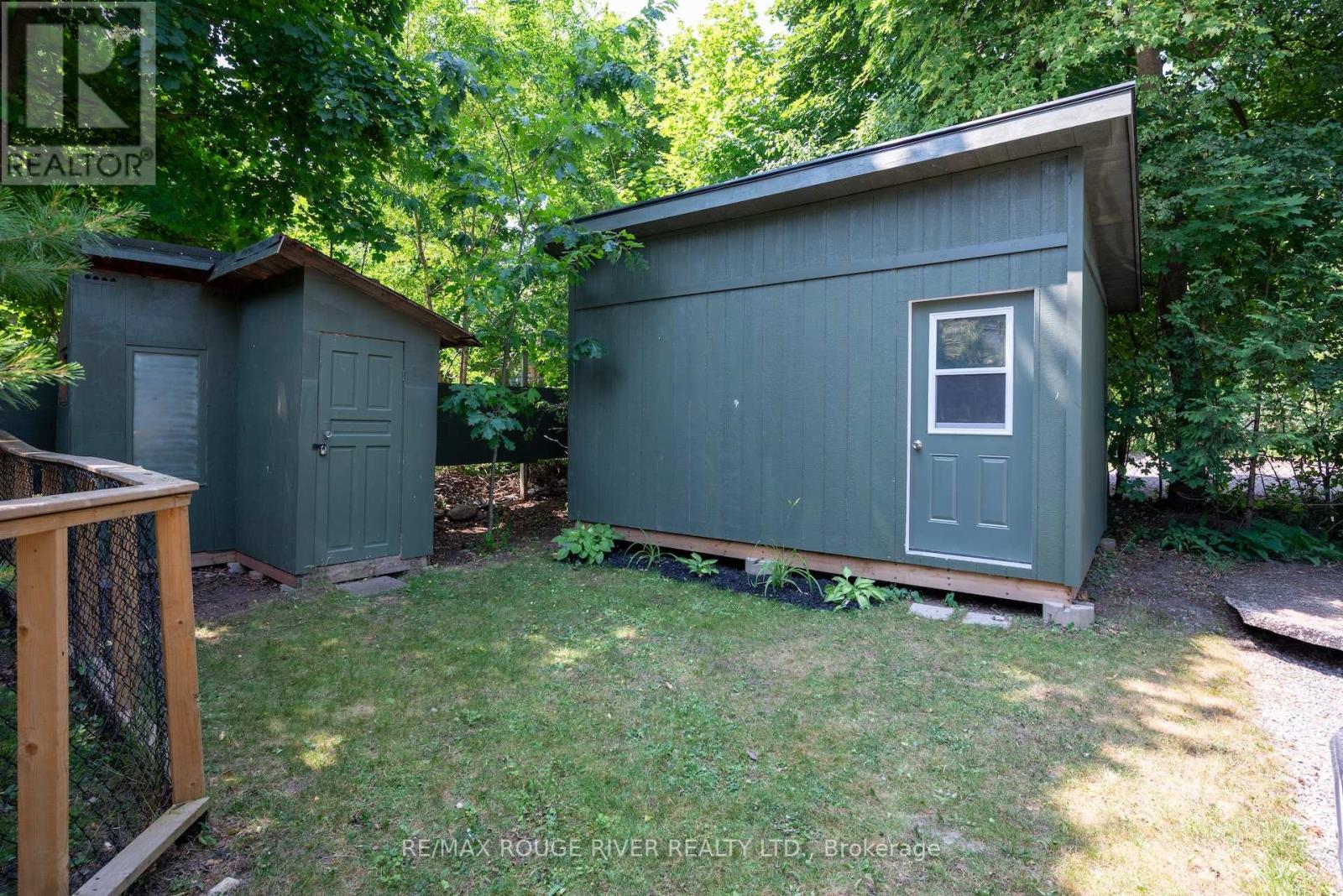 469 Hopkins Avenue, Peterborough Central (Old West End), Ontario  K9H 2R9 - Photo 34 - X12266950