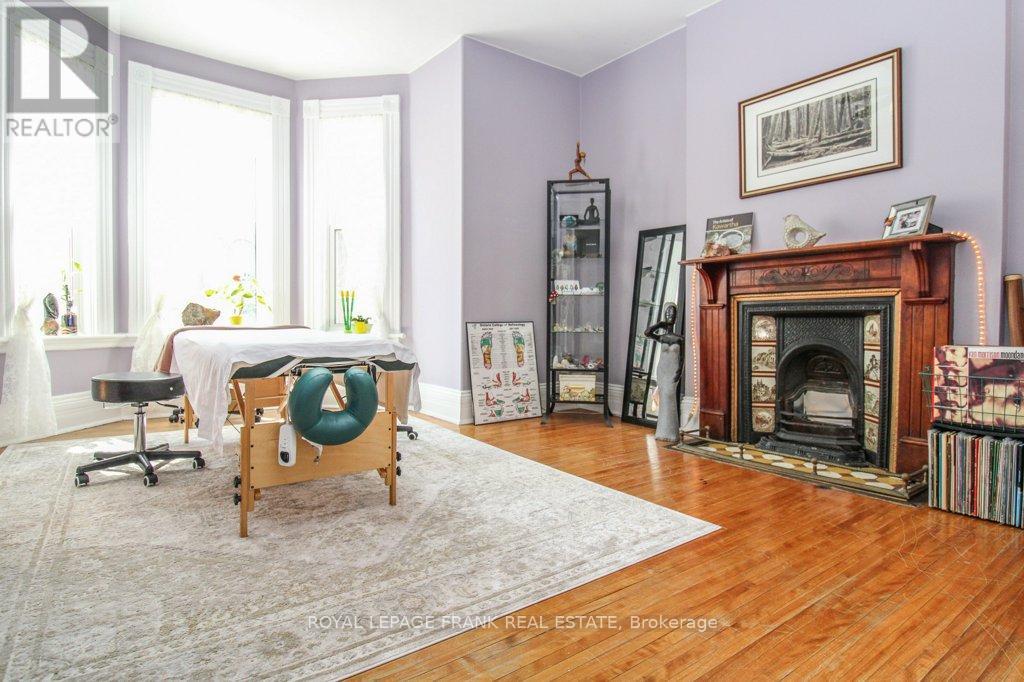 210 Mcdonnel Street, Peterborough Central (North), Ontario  K9H 2V9 - Photo 28 - X12266974