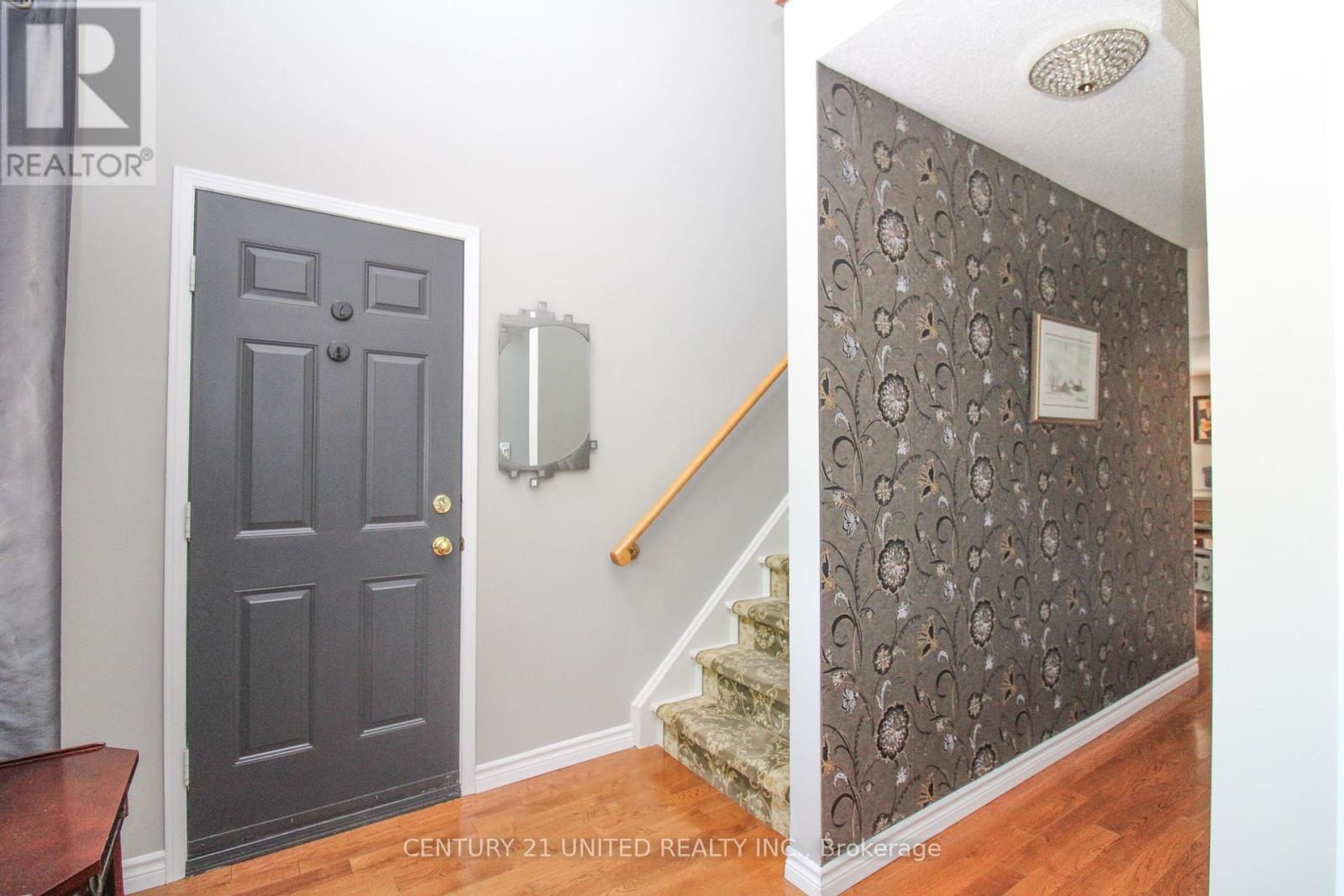 1360 Lillico Crescent, Peterborough West (North), Ontario  K9K 2K9 - Photo 10 - X12267180