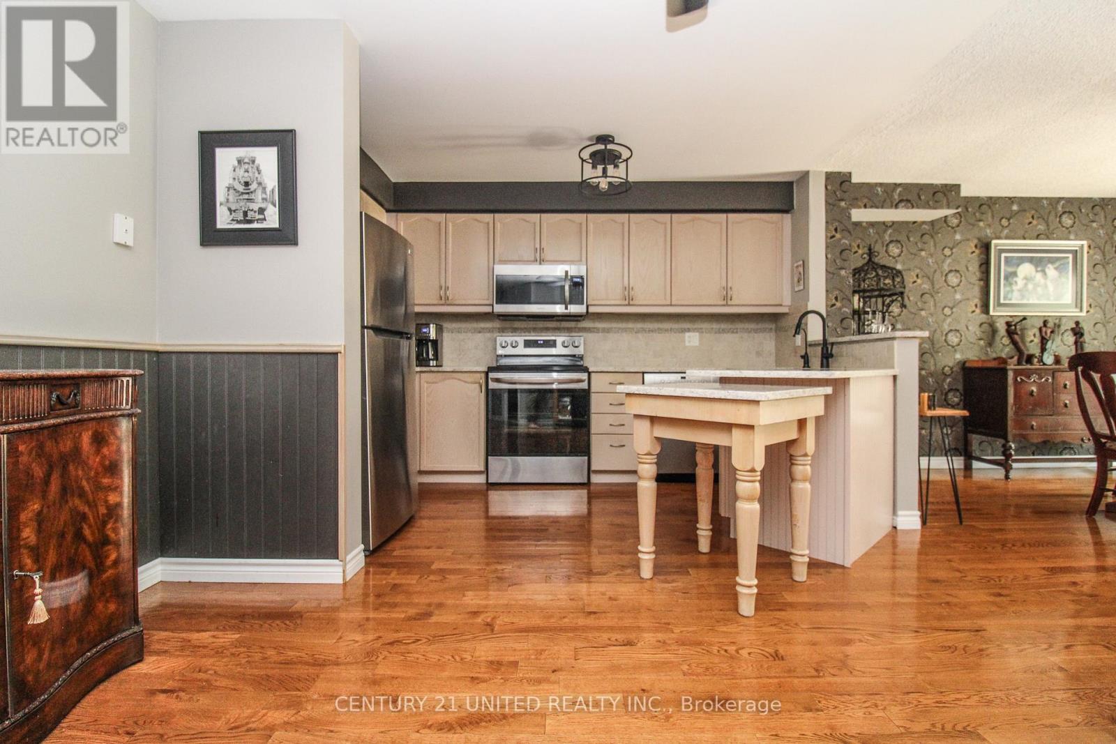 1360 Lillico Crescent, Peterborough West (North), Ontario  K9K 2K9 - Photo 11 - X12267180