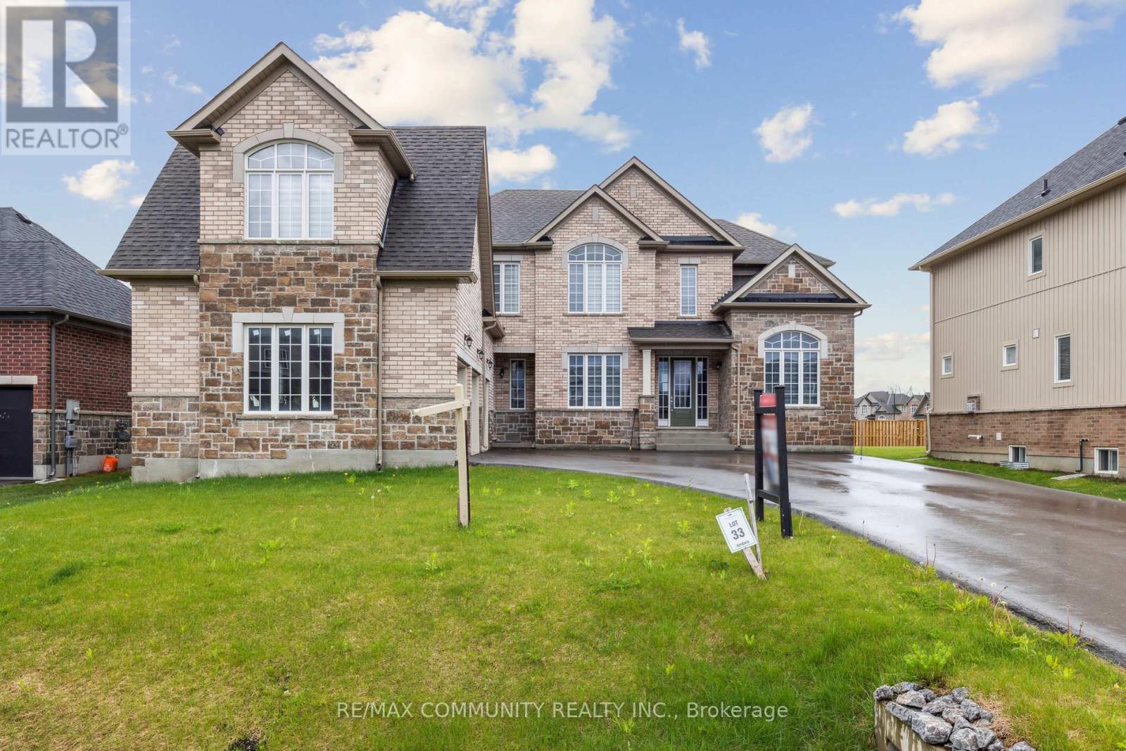 15 Golden Meadows Drive, Otonabee-South Monaghan, Ontario  K9J 0H6 - Photo 1 - X12266979